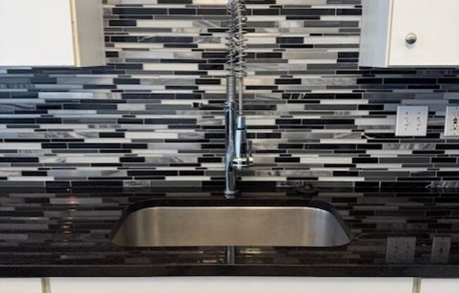 1 bed, 1 bath, 778 sqft, $1,349, Unit 411