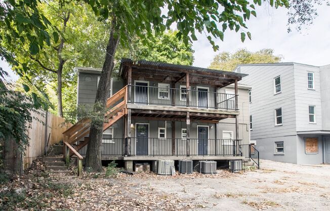 4327-4329 The Paseo