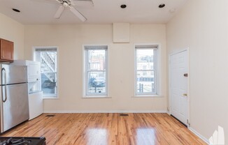 2454 North Southport Ave.