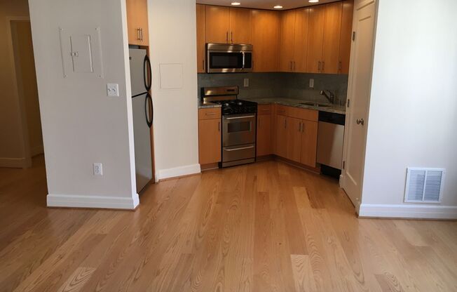 Studio, 1 bath, 440 sqft, $2,650, Unit 0613