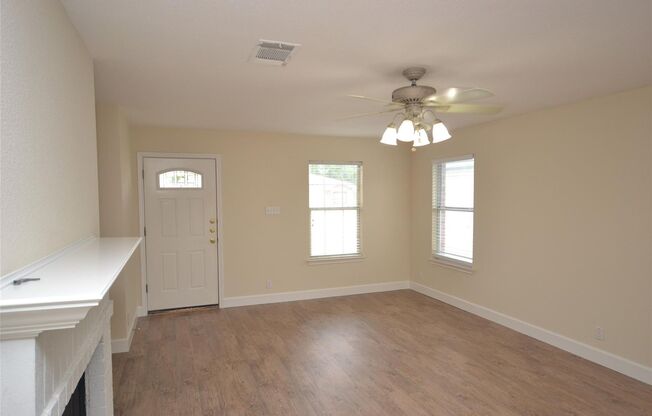 3 Bedroom, 2 Bath home in Carriage Hills - Cedar Park