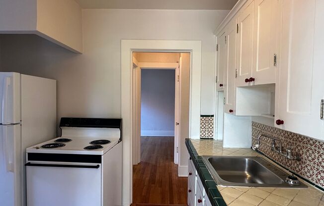 Santa Monica Apartments