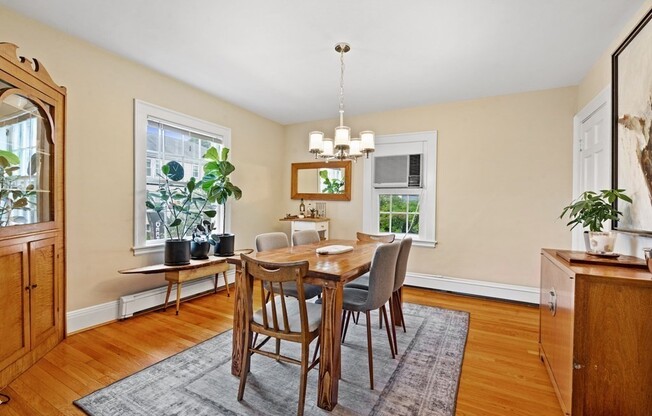 51 FAIRLAWN ST