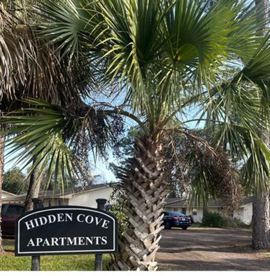 HC-Hidden Cove Apartments