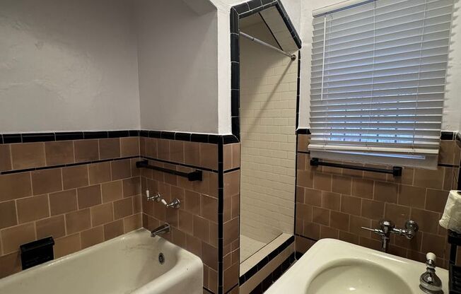 Studio, 1 bath, $1,595, Unit 106