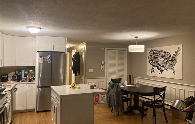 54 Temple St 4