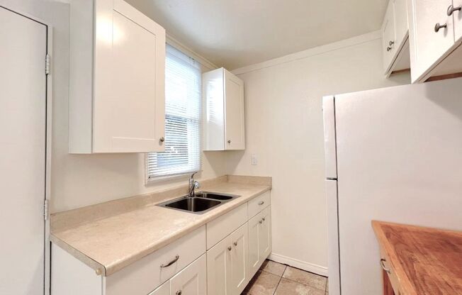 1 bed, 1 bath, $1,995, Unit 5046