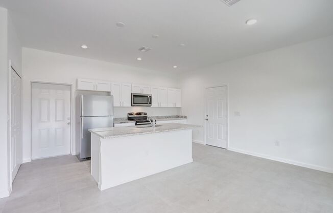 Brand new Custom 1/1/1-SW LEHIGH ACRES