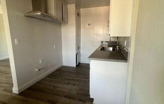 1 bed, 1 bath, $2,000, Unit 09