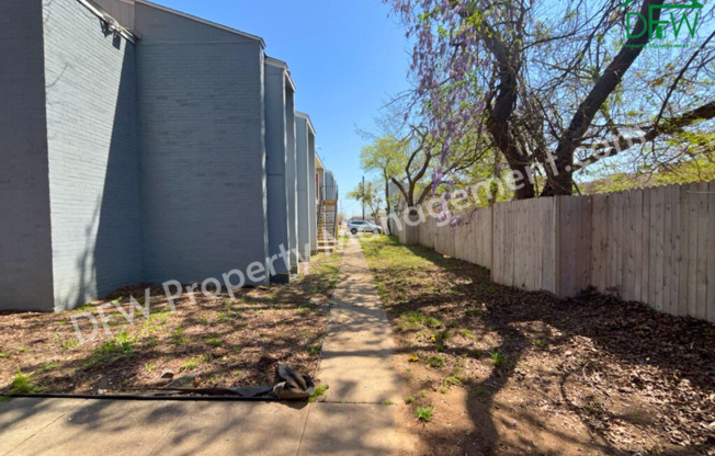 Modern 1-Bedroom Apartment Near UNT