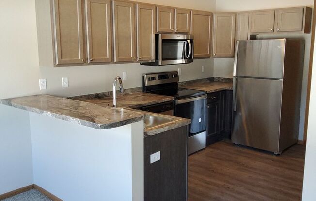 Studio, 1 bath, 529 sqft, $785, Unit 216