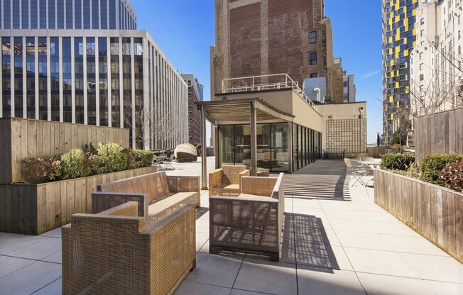 Studio, 1 bath, 367 sqft, $3,300, Unit 606