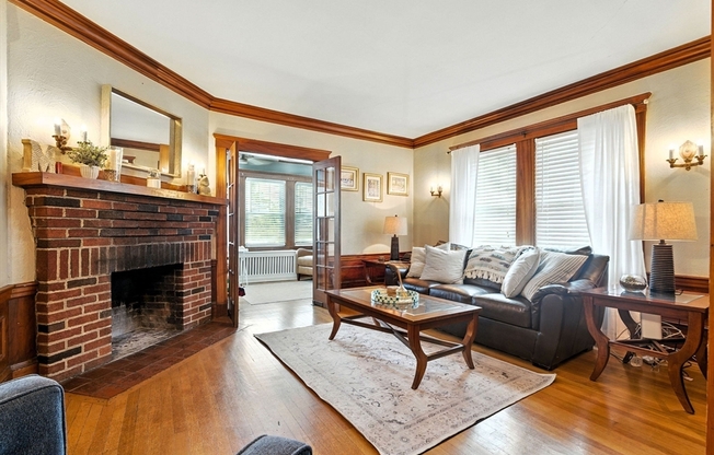 15 FAIRFAX RD