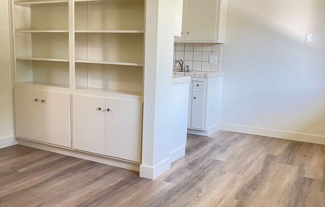 1 bed, 1 bath, 600 sqft, $2,295, Unit #5