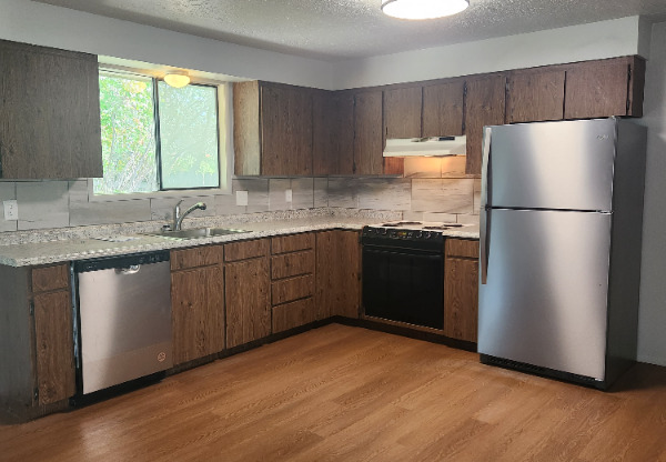196 CRESTVIEW