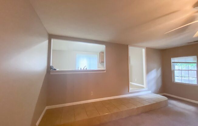 1 bed, 1 bath, 750 sqft, $949, Unit Unit 5