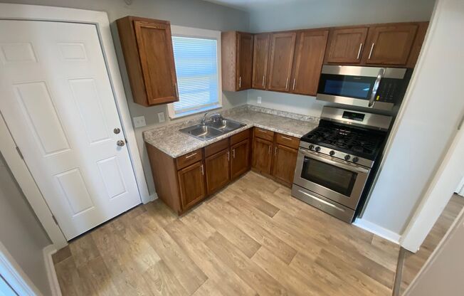 Newly Renovated 3 Bed 1 Bath