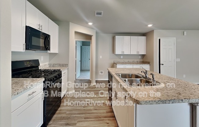 1907 EVENING BREEZE LN