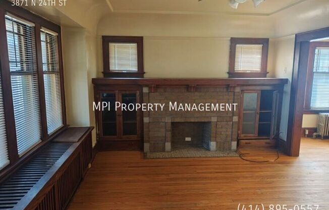 3871 N 24 ST