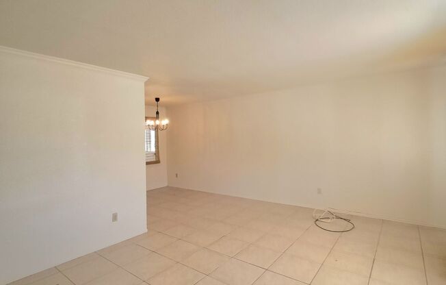 3 Bedroom/ 2 Bathroom with extra room