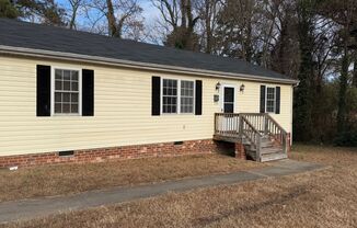 3 Bedroom 2 Bath Highland Springs Rancher on a corner lot