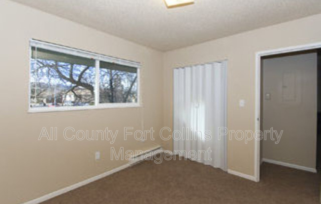 1818 PECAN ST