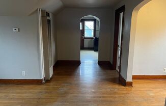 1 bed, 1 bath, $825, Unit 2055