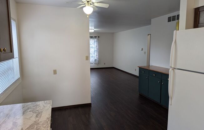 2 beds, 1 bath, 900 sqft, $2,000, Unit 3430