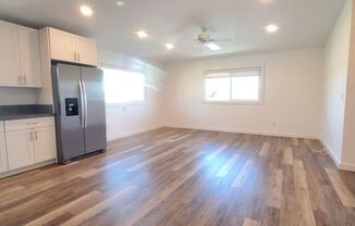 2 beds, 1 bath, $3,100