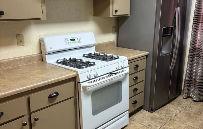 Single Family Home in Live Oak.