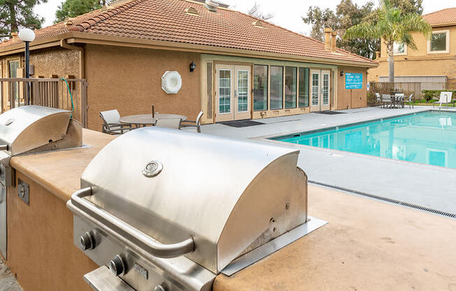Newly-Renovated Apartments in Richmond CA - Bella Vista At Hilltop - Poolside Grill Area