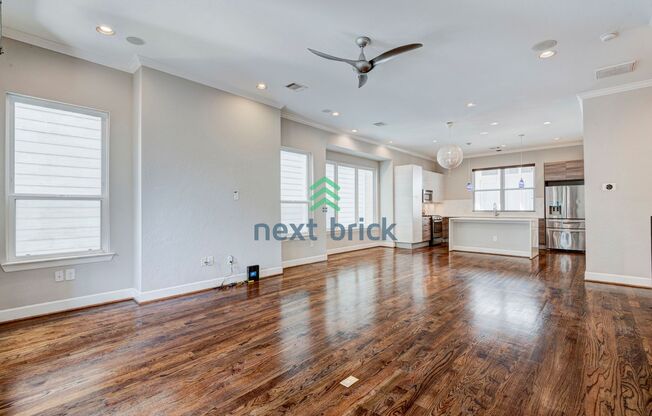 3 BEDS & 3.5 BATH SINGLE FAMILY FOR RENT