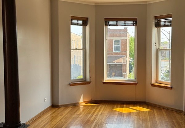 3748 W CERMAK