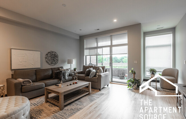 2348 N Lister Ave