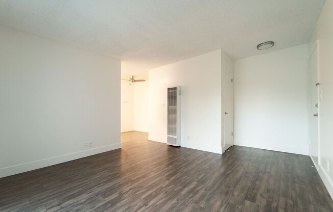 1 bed, 1 bath, 592 sqft, $1,750, Unit 29