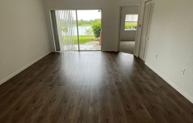 1157 Golden Lakes Blvd # 615