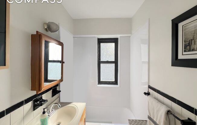 1 bed, $3,900, Unit 1707