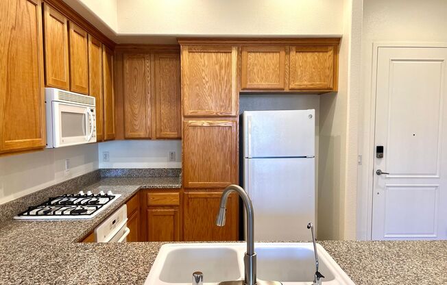 1 bed, 1 bath, $1,395, Unit # 331