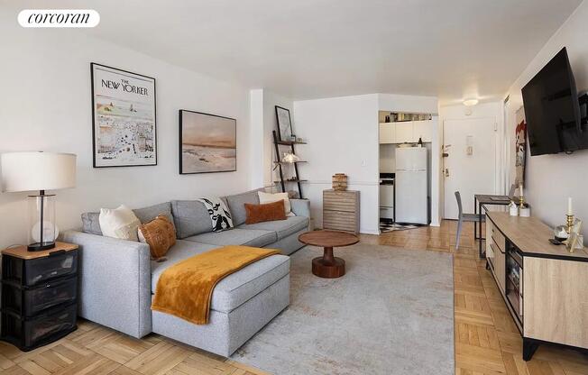 245 E 24 ST