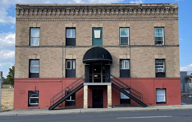 Lascelle Studio Suites