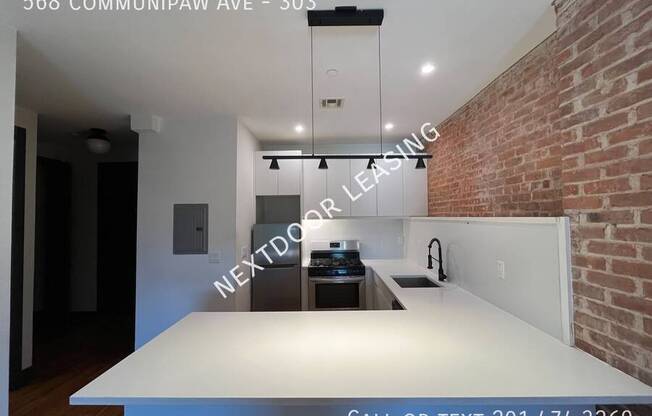 568 COMMUNIPAW AVE