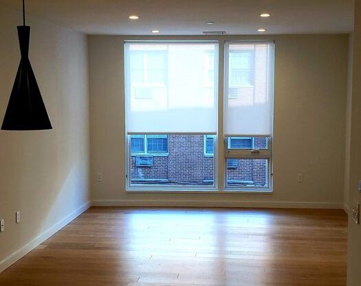 1 bed, 1 bath, 765 sqft, $2,450, Unit 25