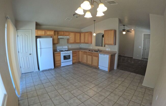 4 beds, 2 baths, $1,650