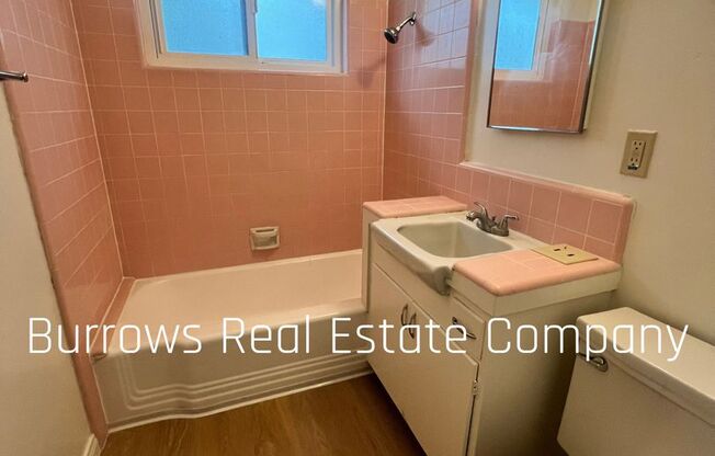 2 beds, 1 bath, $2,495