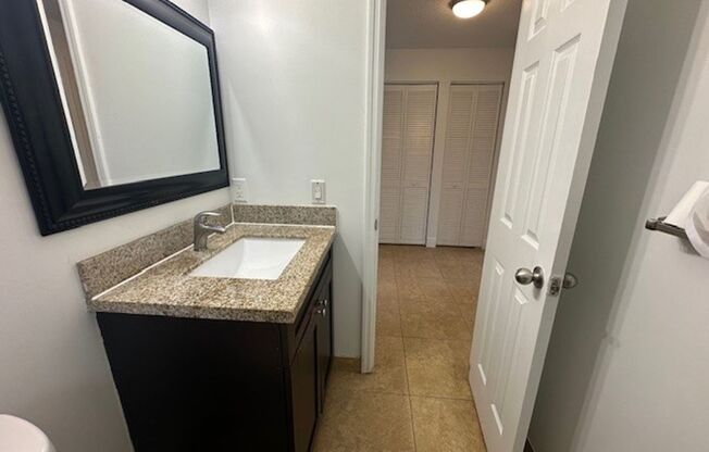 2 beds, 1 bath, 800 sqft, $1,925, Unit 224