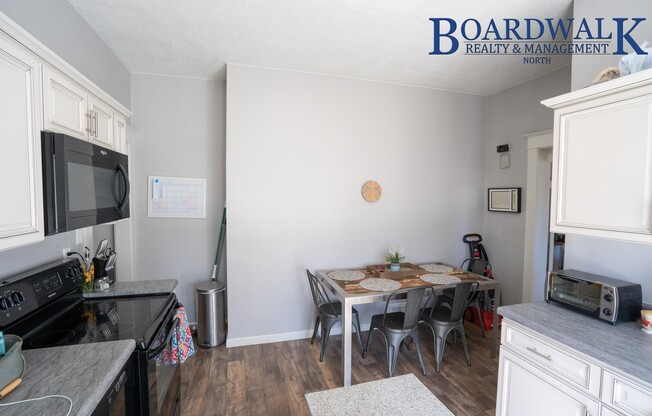 1 bed, 1 bath, 725 sqft, $950, Unit 2637 Quincy