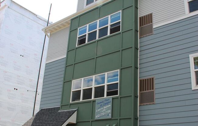 Thomas Place on Campus