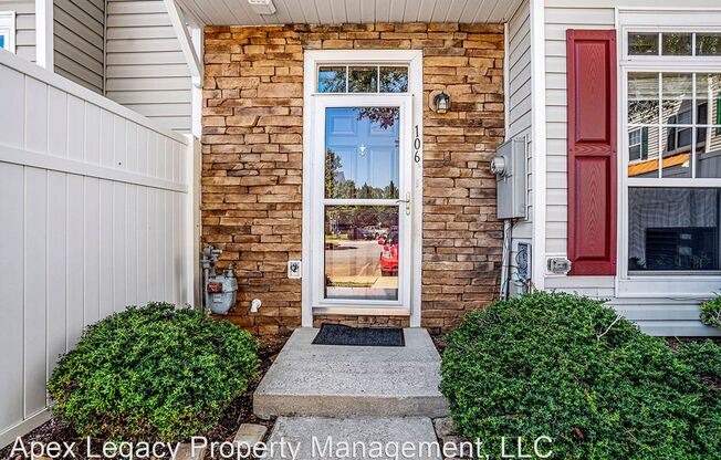 2210 Valley Edge Dr. Unit 106