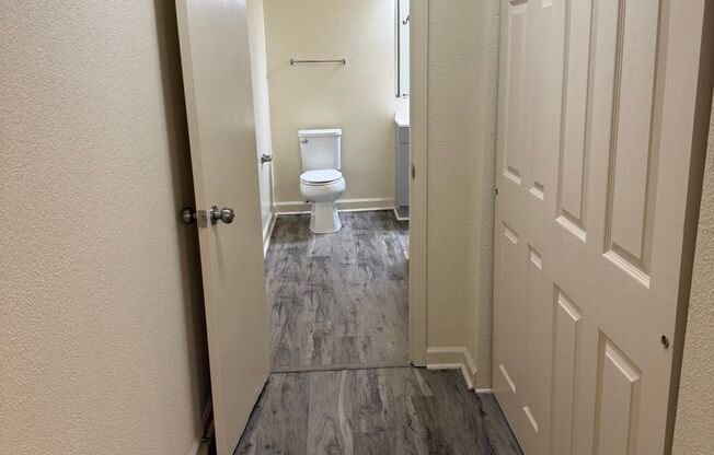 2 beds, 1 bath, 1,100 sqft, $1,325, Unit 408-2