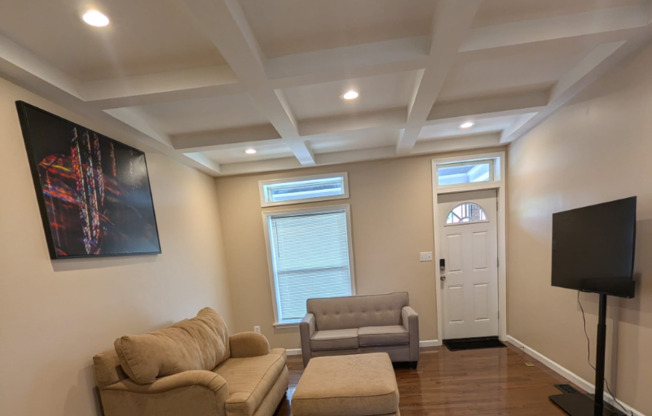 3520 E FAYETTE ST